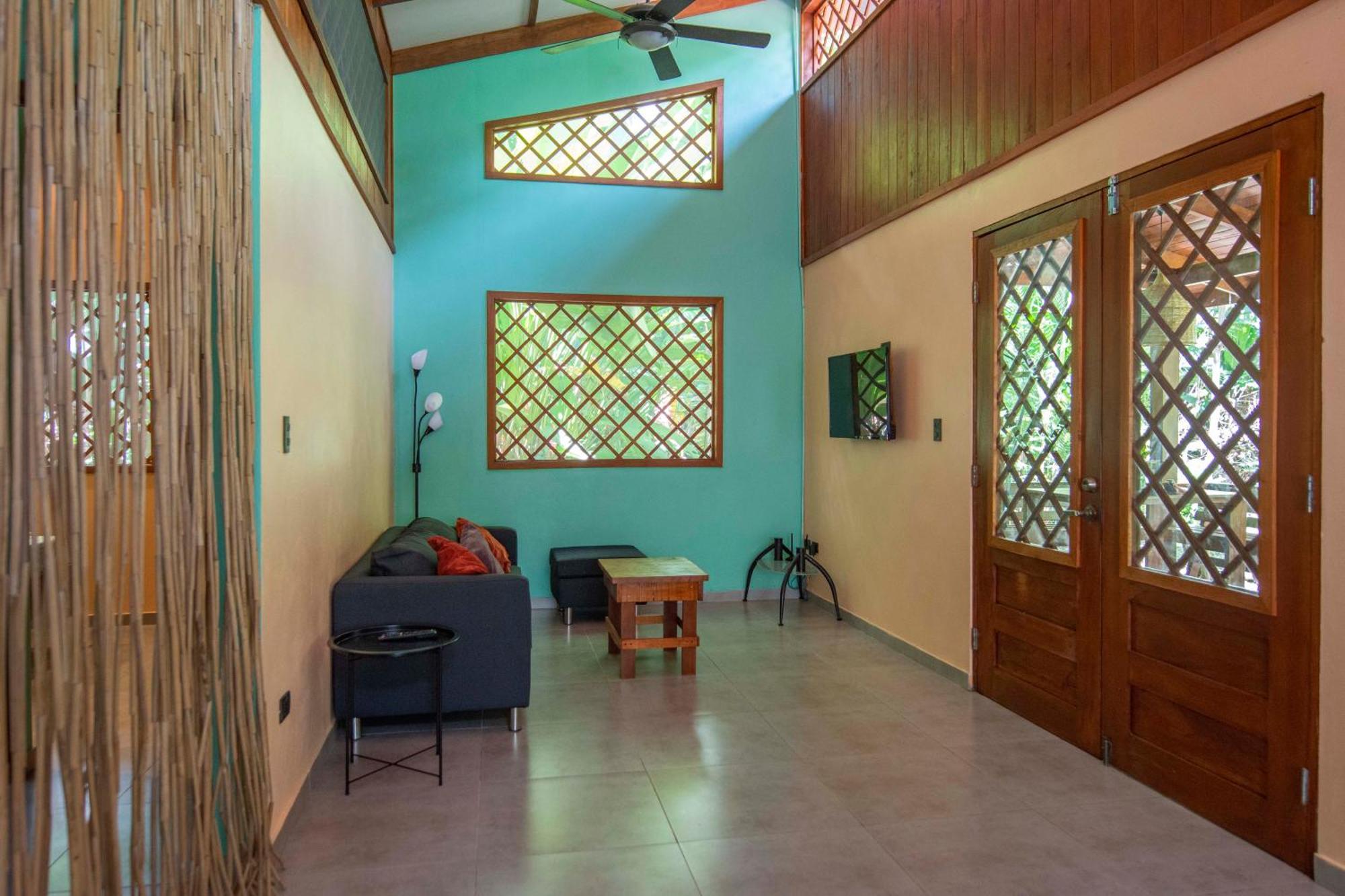 Hotel Casa Merlin Puerto Viejo de Talamanca Room photo
